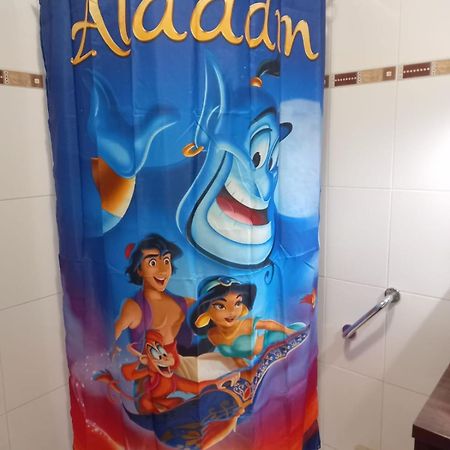 C101 Appartement Disneyland Монтеврен Екстериор снимка