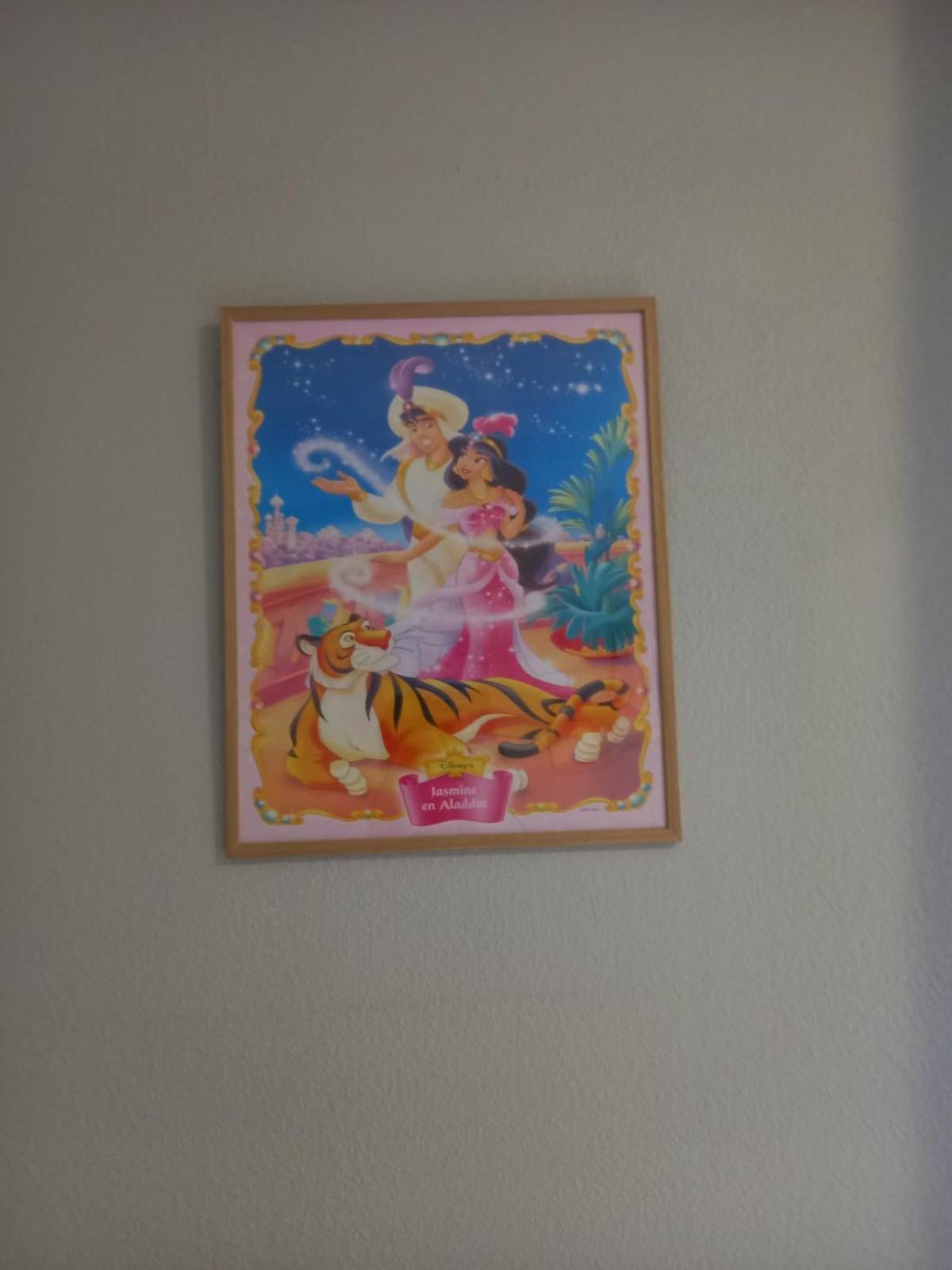 C101 Appartement Disneyland Монтеврен Екстериор снимка